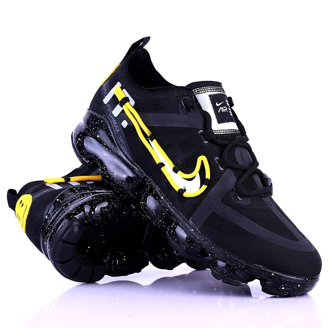 AD Black Sneakers With Yellow Smiley And Logo Design Tuned Pressure Sole