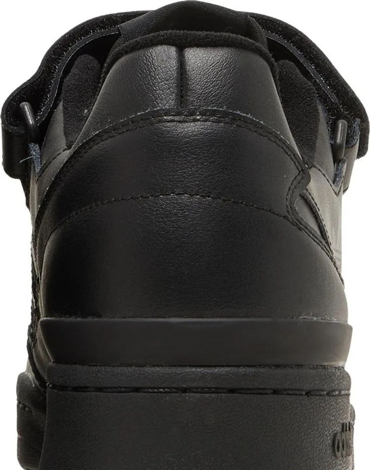 Adidas Forum Low 'Triple Black' sneakers, black