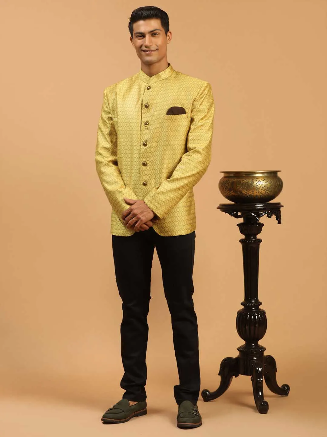 Jashvi Men's Yellow Silk Blend Woven Jodhpuri