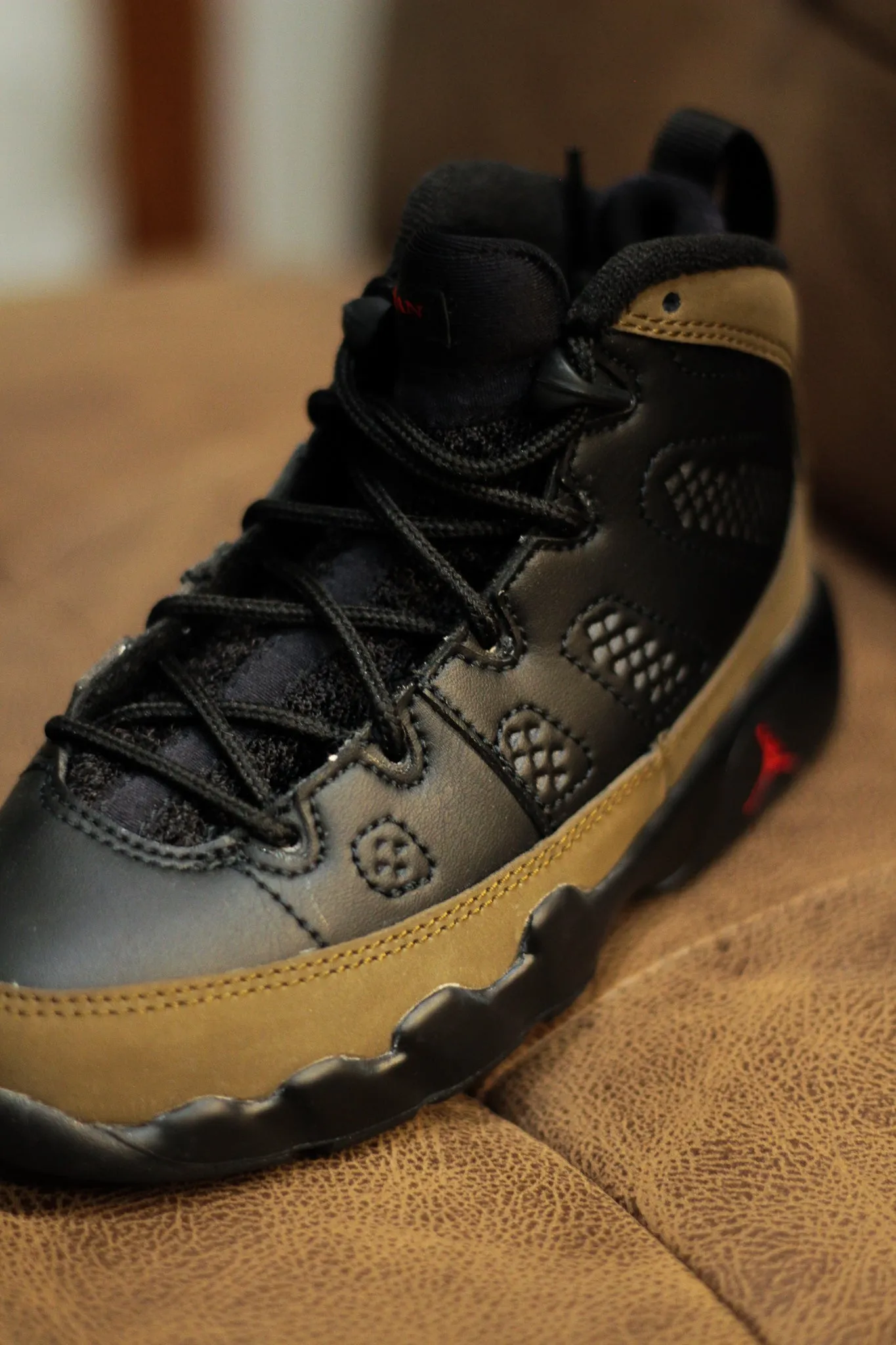 JORDAN 9 RETRO (TD) "LIGHT OLIVE"