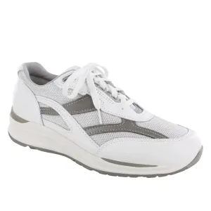 Men's Journey Mesh Lace Up Sneaker White / Gray