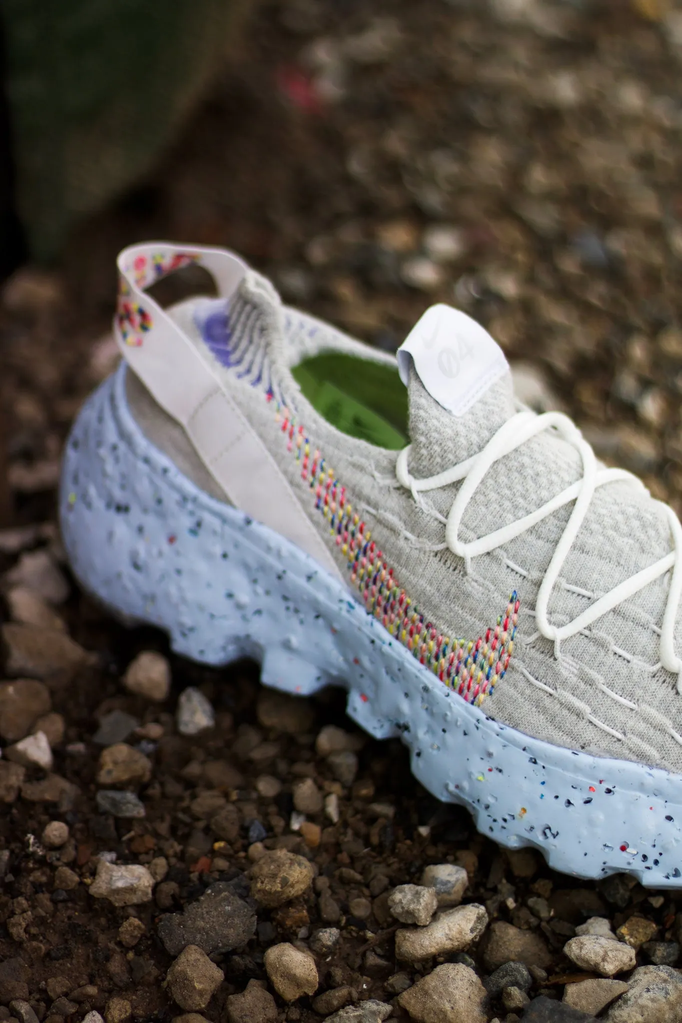 NIKE SPACE HIPPIE O4 "WHITE/MULTI"