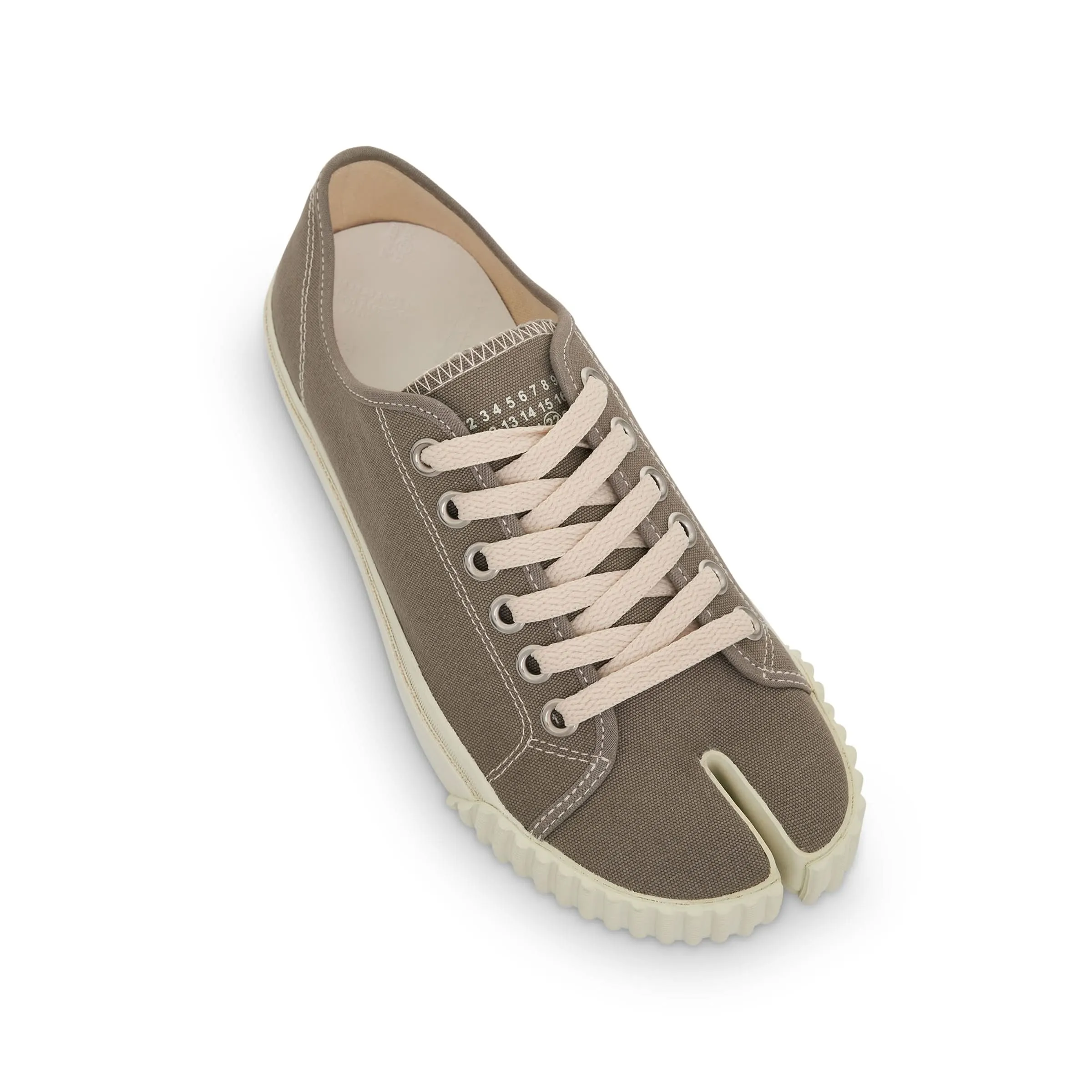 Tabi Sneaker in Grey