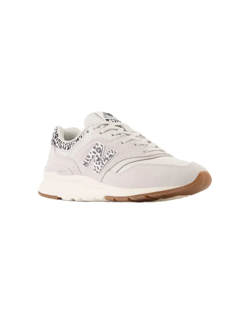 Women's New Balance 997 - Grey / White