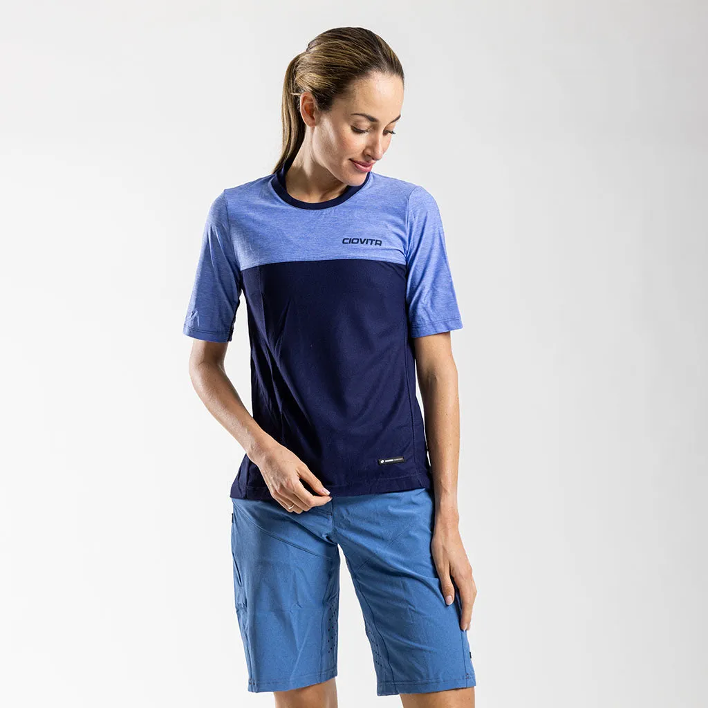 Women's Opera Short Sleeve Trail Tee (Cyan)